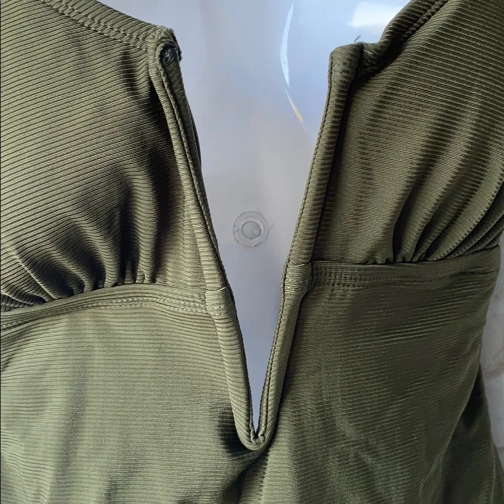 Shade & Shore swimsuit size M